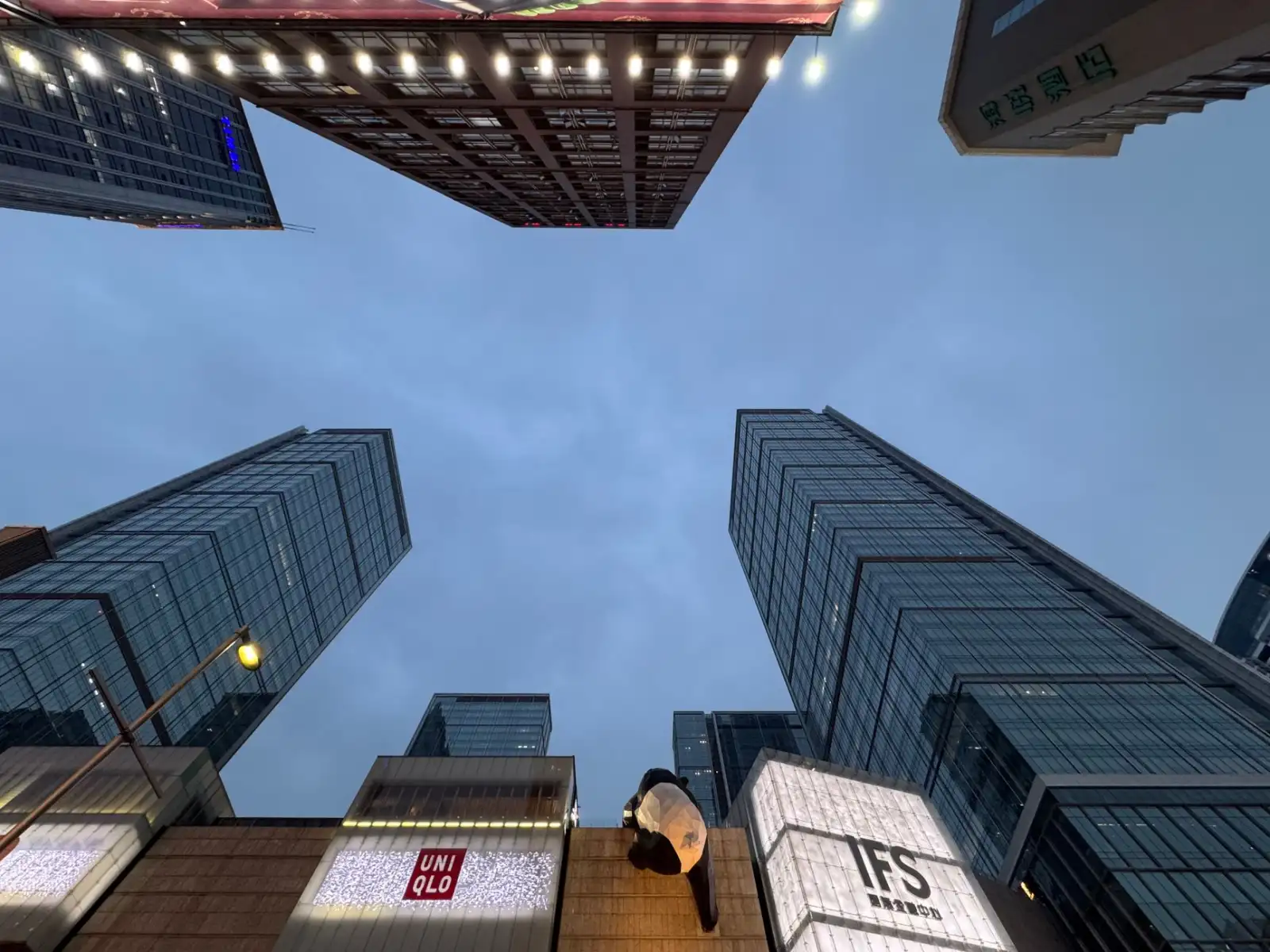 空气消毒机选型指南：医疗机构如何匹配紫外线与臭氧消毒设备